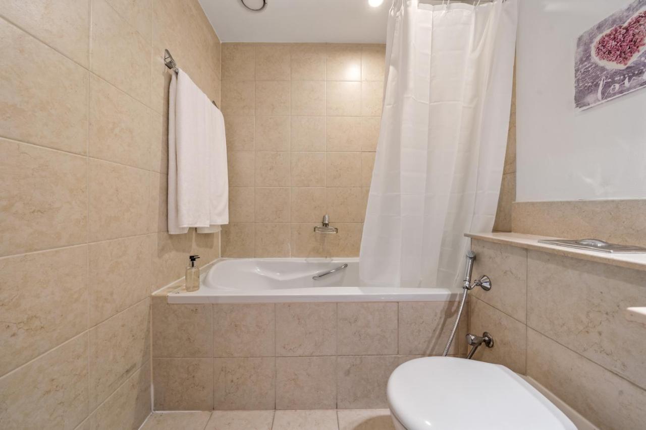 Chic And Zen Apartment, Near Burj Khalifa Tower Dubai Esterno foto